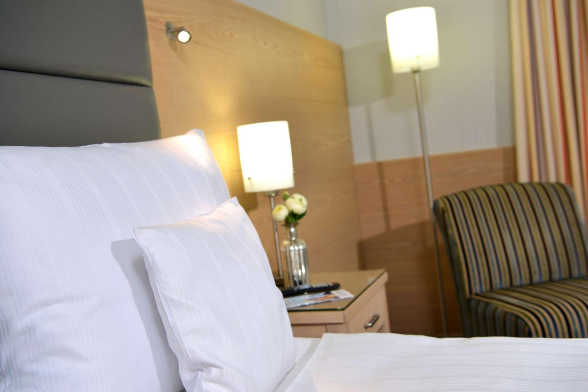 Best Western Hotel Der Foehrenhof Hannover Bagian luar foto