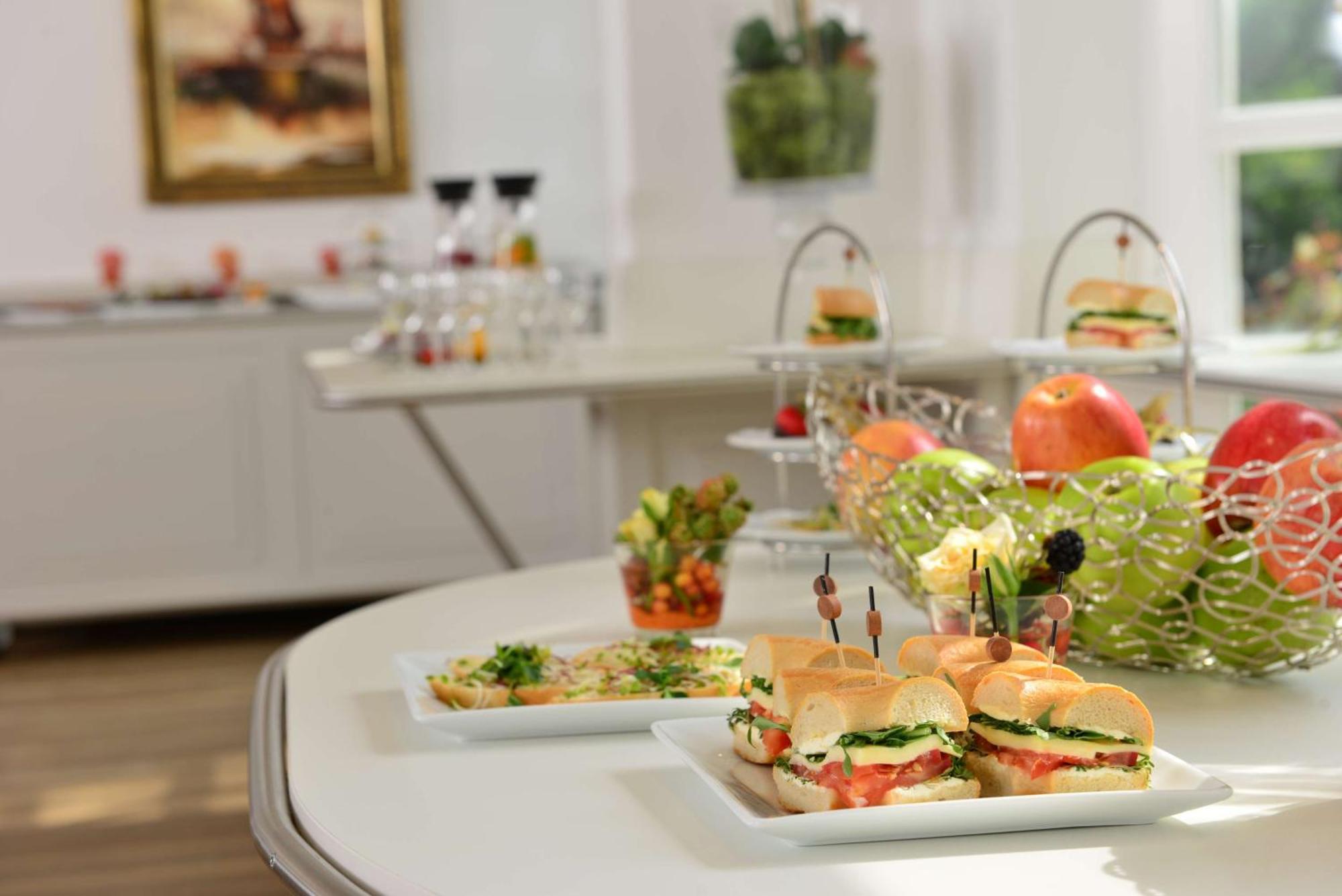 Best Western Hotel Der Foehrenhof Hannover Bagian luar foto