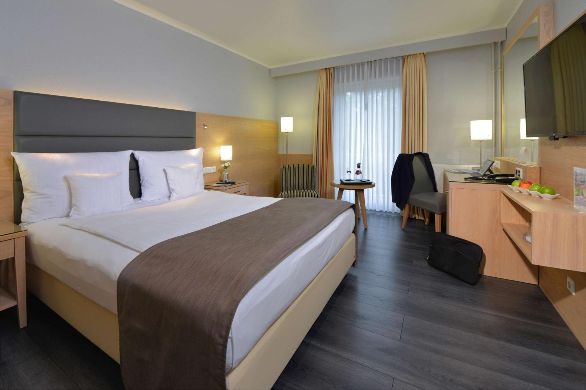 Best Western Hotel Der Foehrenhof Hannover Bagian luar foto